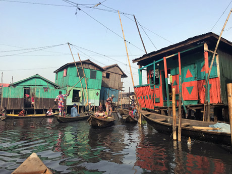 マココ：ラゴスの水上スラム街：ナイジェリアコーディネーターのロケ現場からの写真