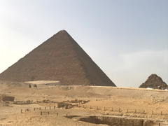 Memphis : World Heritage site：Pyramids