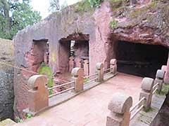 Lalibela : Rock-Hewn Churches ( UNESCO World Heritage Site ) 