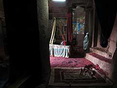 Lalibela : Rock-Hewn Churches ( UNESCO World Heritage Site ) 