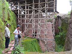 Lalibela : Rock-Hewn Churches ( UNESCO World Heritage Site ) 