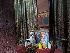 Lalibela : Rock-Hewn Churches ( UNESCO World Heritage Site ) 