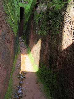 Lalibela : Rock-Hewn Churches ( UNESCO World Heritage Site ) 