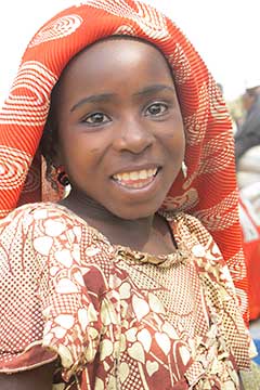 A beautiful Fula ( Fulani ) girl. 