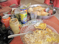 Near to the border between Mali and Senegal : a restaurant on the side of the road.