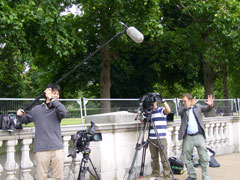Filming the exterior of Buckingham Palace