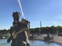 A fountain in the middle of the Place de la Concorde.