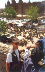 La grande mosquée de Djenné et le marché hebdomedaire