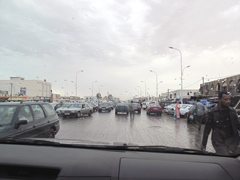 Plutôt rare : Nouakchott sous la pluie.