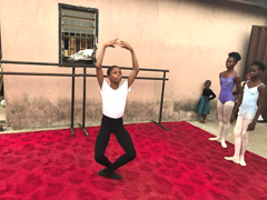 Une école de ballet gratuite au Nigéria