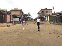 Une école de ballet gratuite au Nigéria