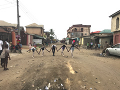 Une école de ballet gratuite au Nigéria