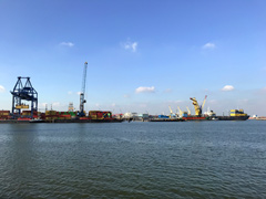 Vue du port de Rotterdam.