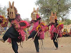 ドゴン族の仮面踊り