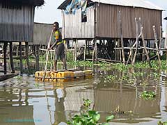 ベナン共和国での水上都市：ガンビエ
