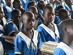 ウガンダの中学校