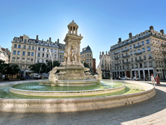 フランス，リヨン市：ジャコバン広場